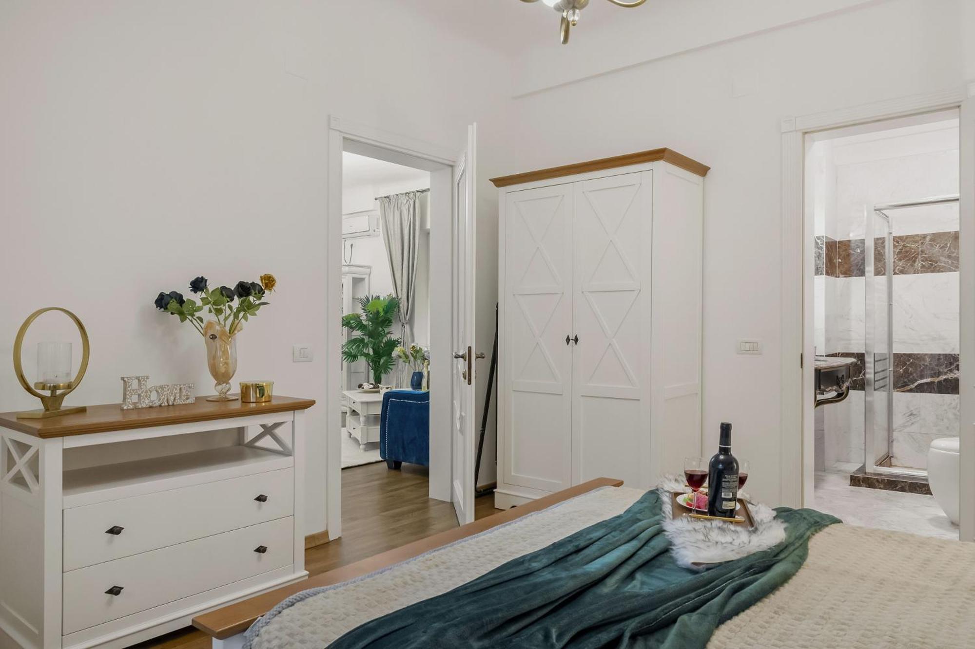 Sweet Luxury Three Rooms Apartment City Center Universitate Bucareste Exterior foto