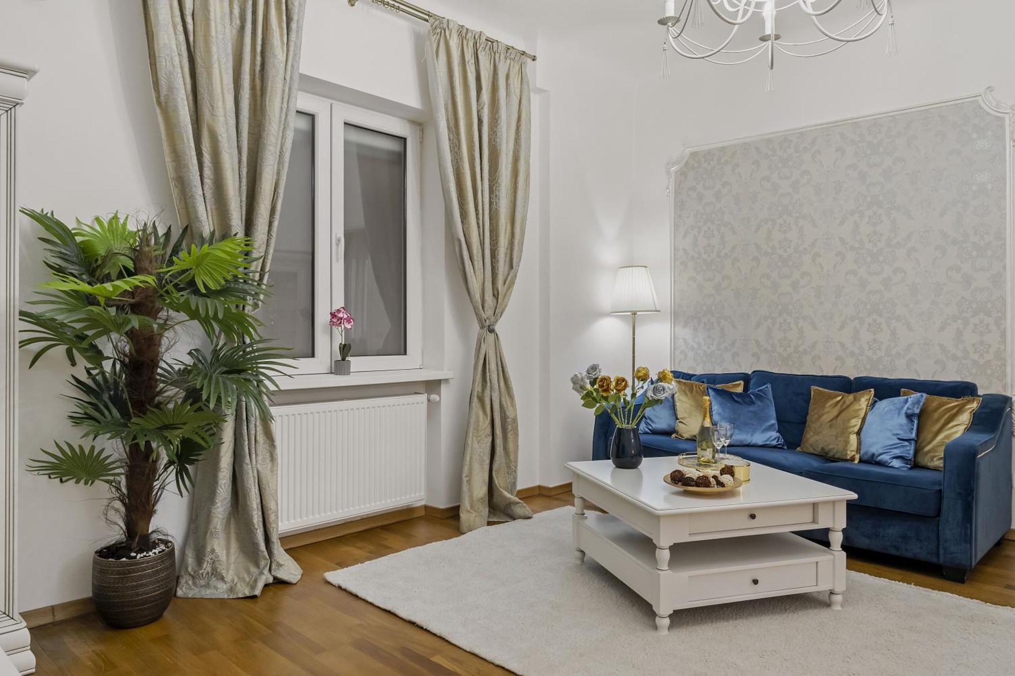 Sweet Luxury Three Rooms Apartment City Center Universitate Bucareste Exterior foto